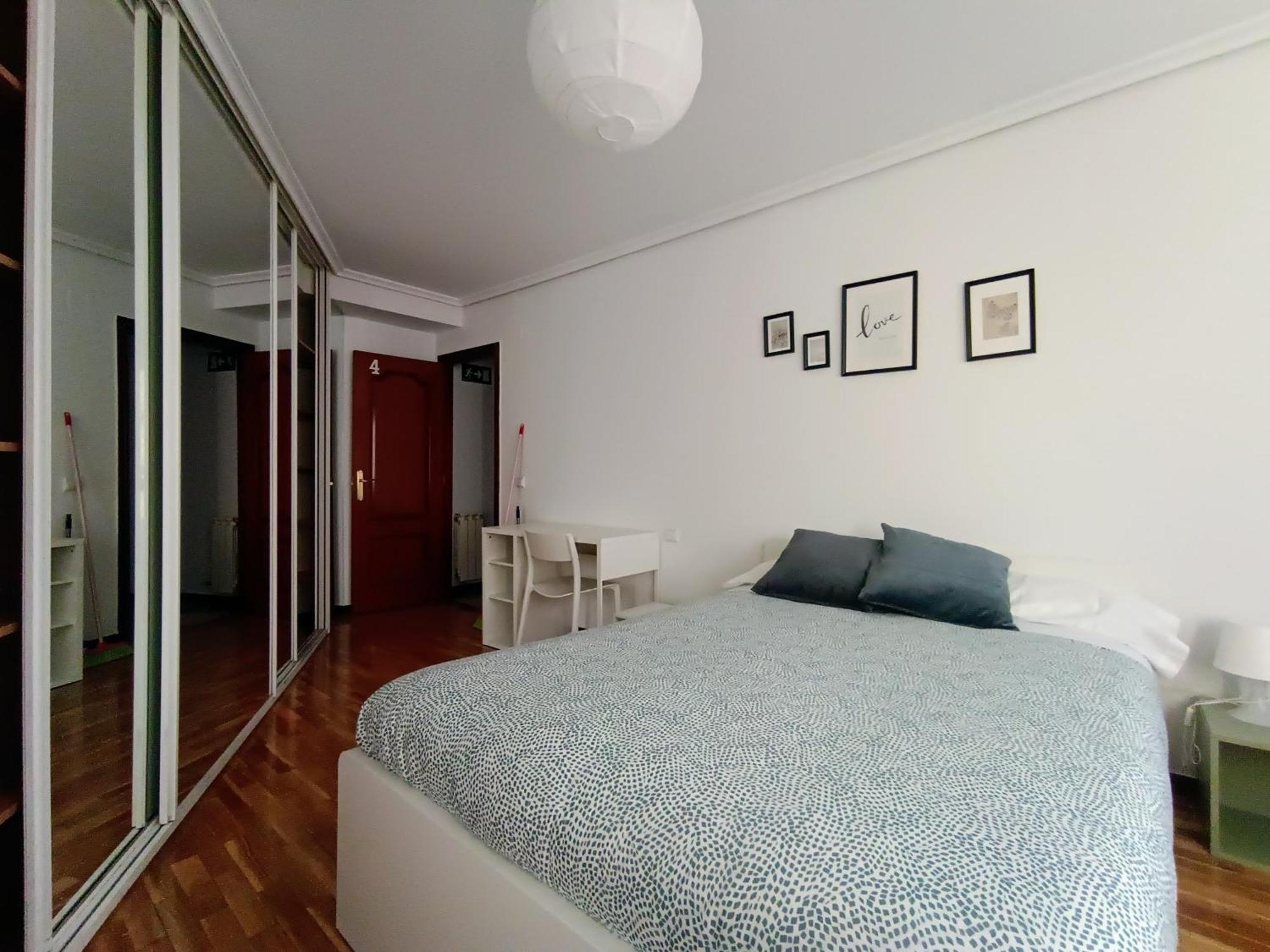 El Portazgo Restaurante Hostal La Cistérniga Dış mekan fotoğraf